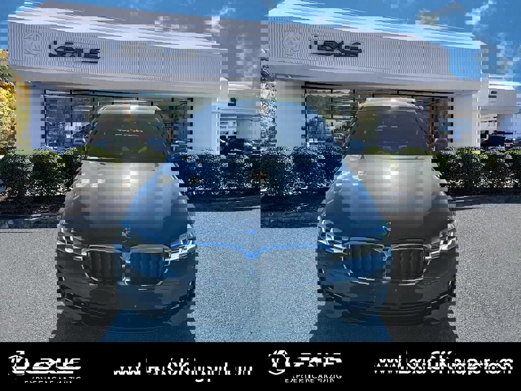 Used 2021 BMW 530i xDrive w/ Premium Package image 8