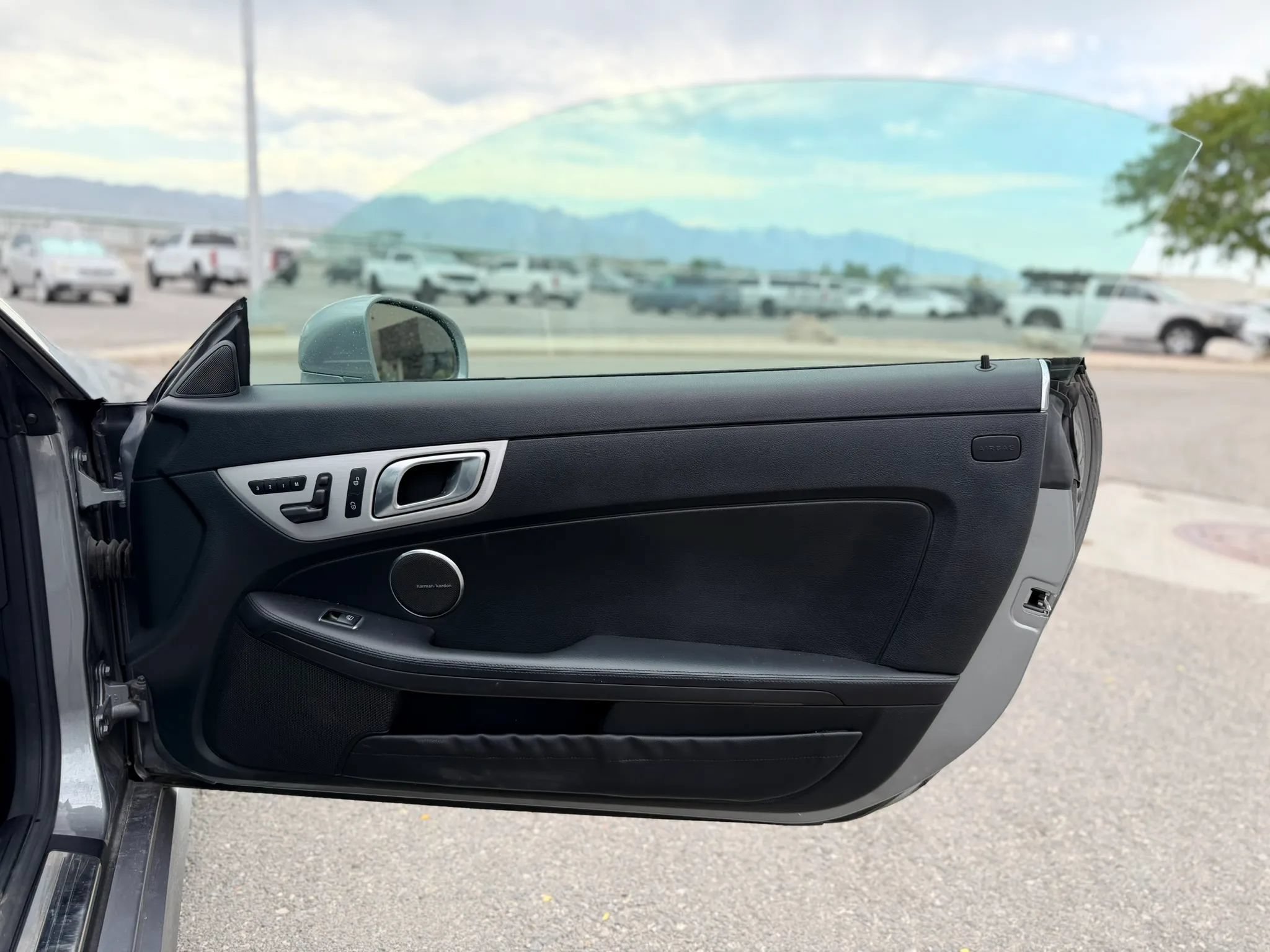 Used 2013 Mercedes-Benz SLK 250 image 15