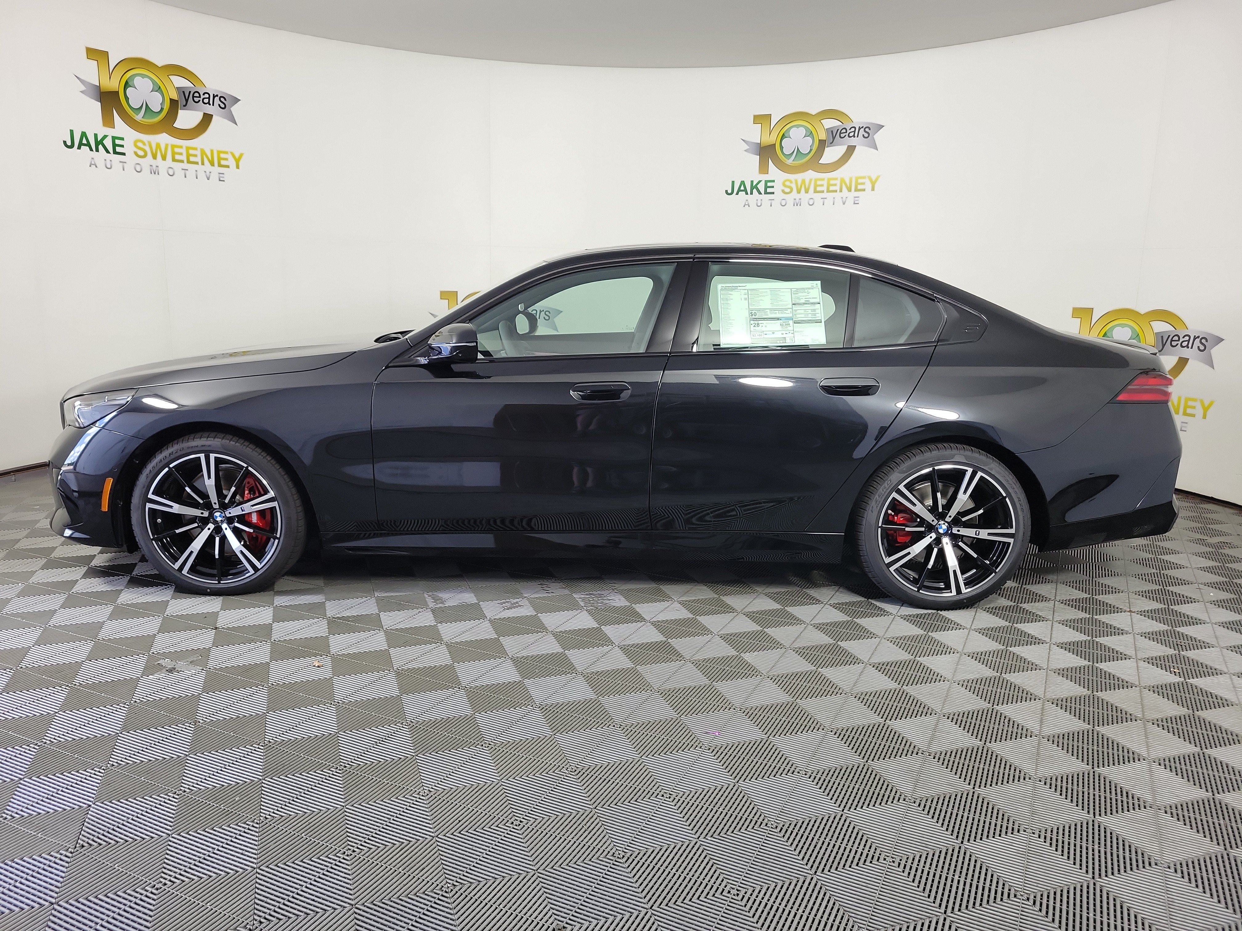New 2027 BMW 540i xDrive w/ M Sport Package AWD/4WD image 4