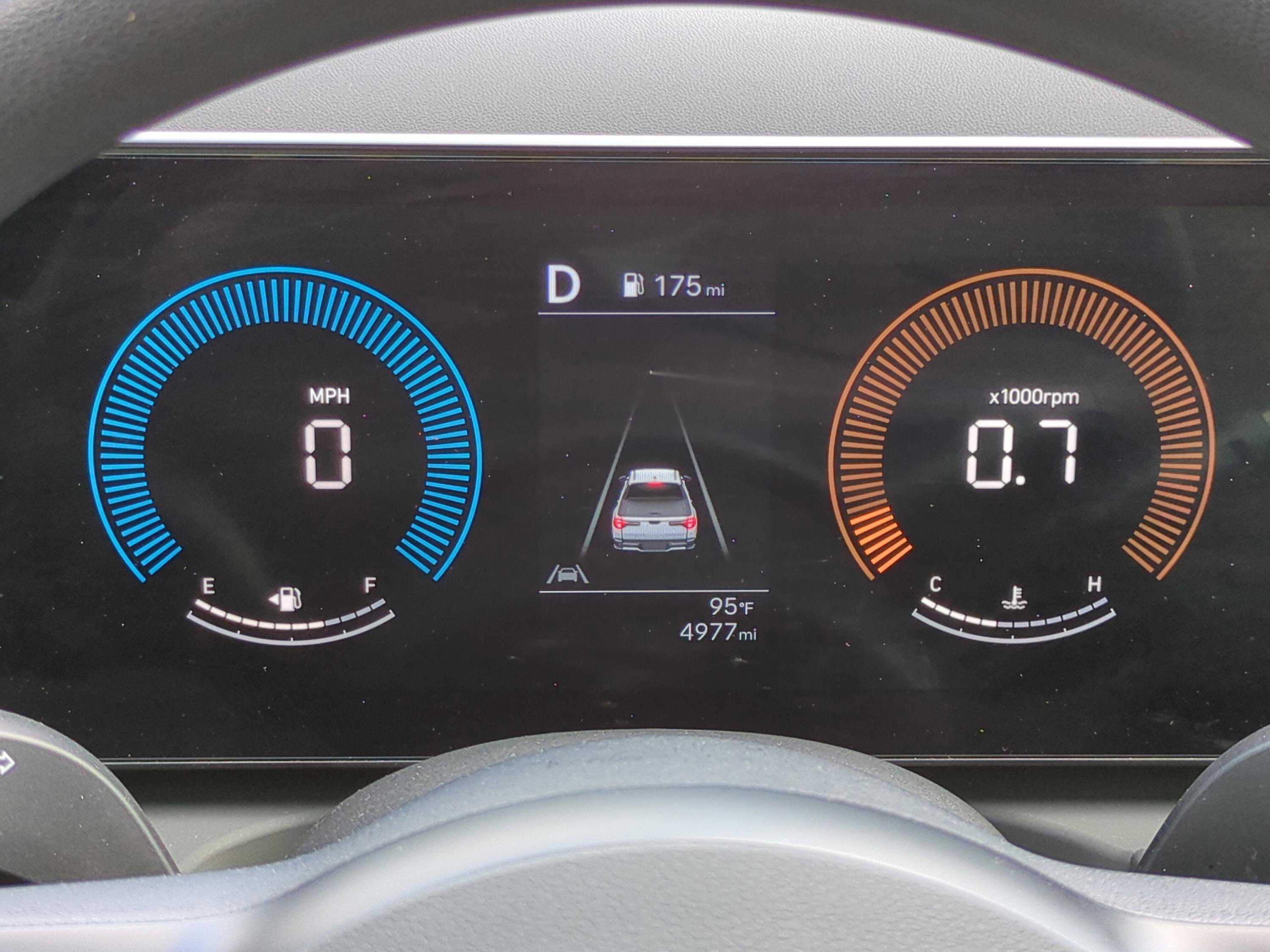 Certified 2025 Hyundai Santa Cruz SEL image 25