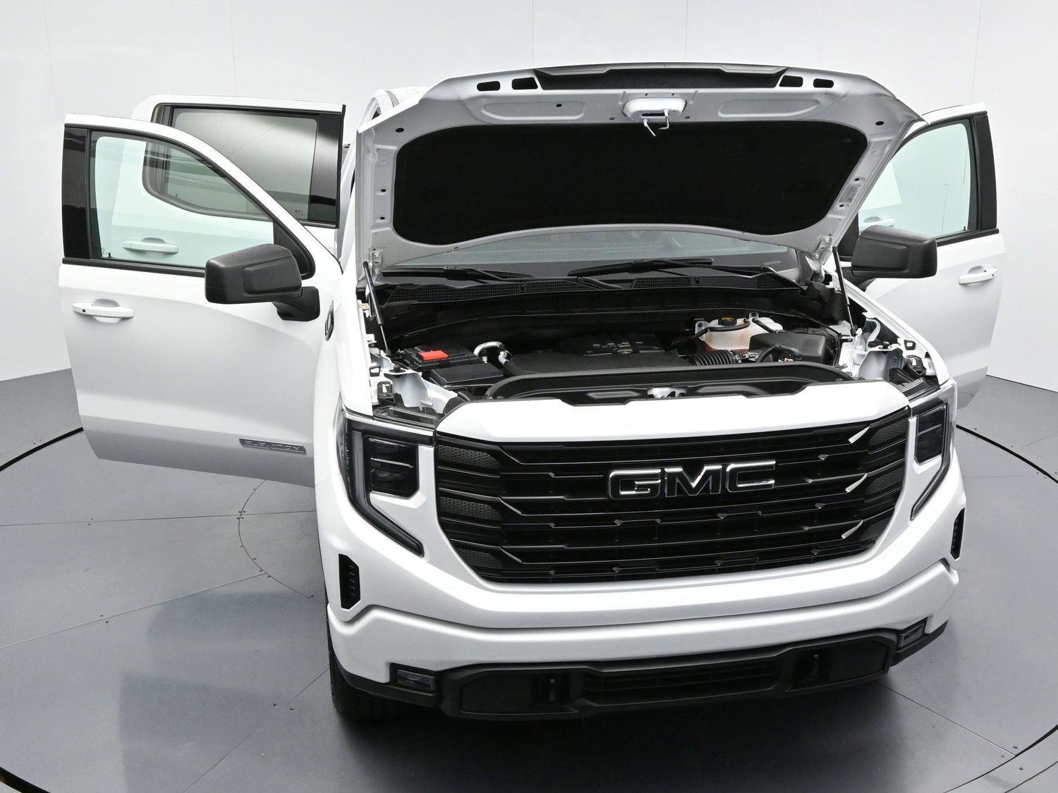 Used 2024 GMC Sierra 1500 Elevation image 37