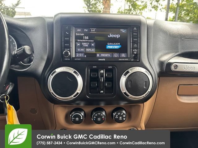 Used 2016 Jeep Wrangler Unlimited Sahara w/ Connectivity Group AWD/4WD image 19