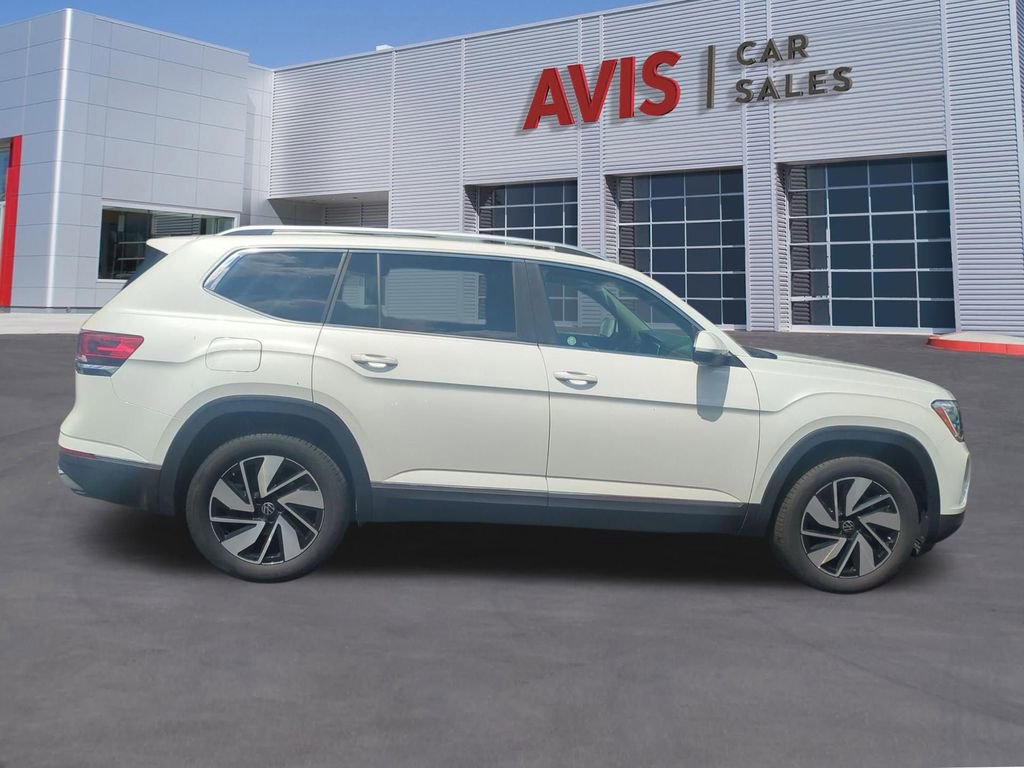 Used 2025 Volkswagen Atlas SEL AWD/4WD image 5