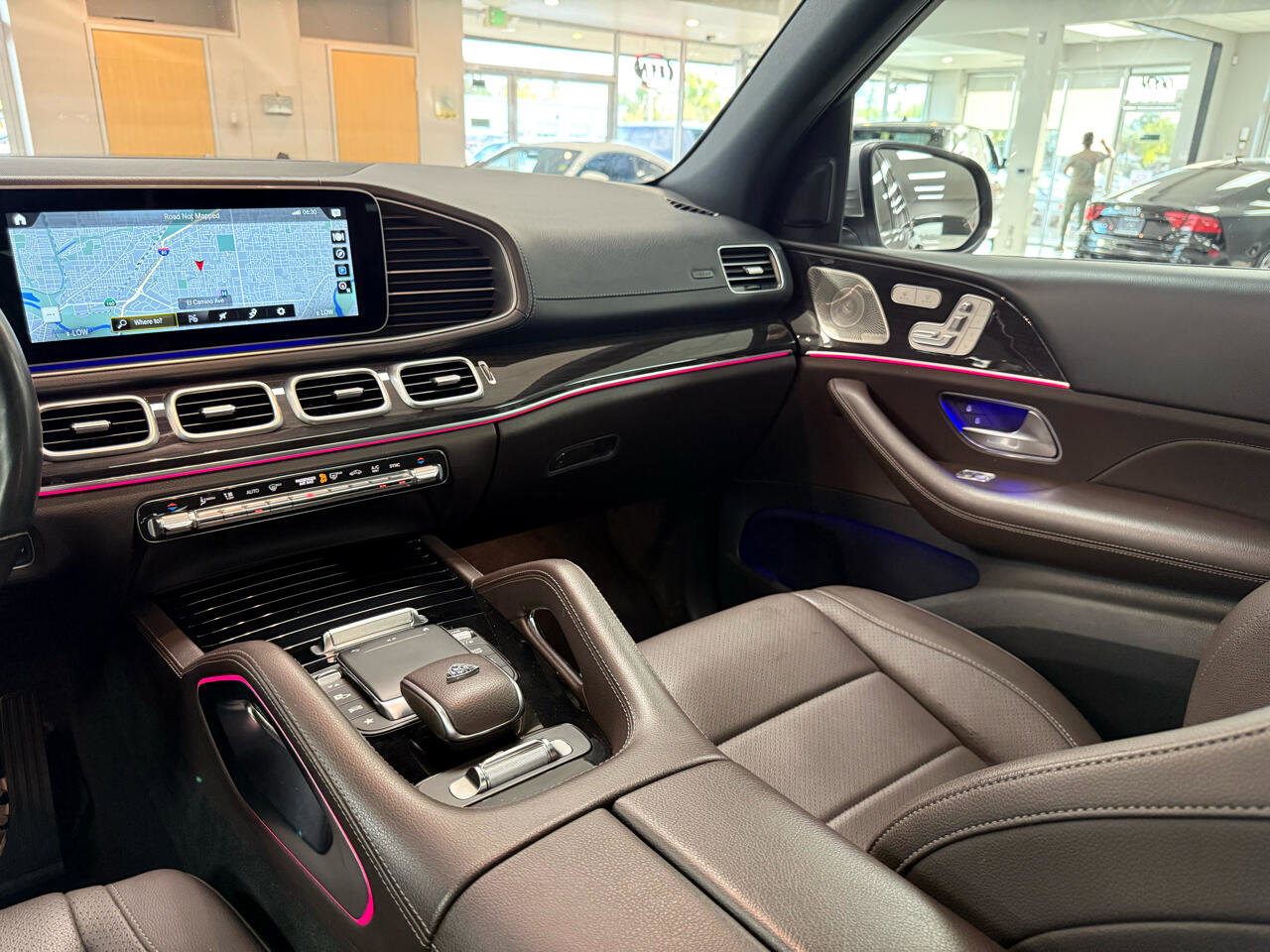 Used 2021 Mercedes-Benz GLS 450 4MATIC image 24