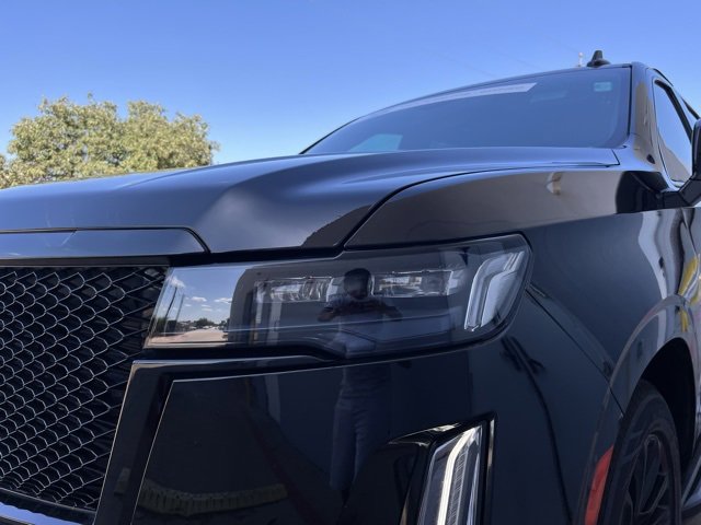 Certified 2022 Cadillac Escalade ESV Sport Platinum w/ LPO, ONYX Package image 10