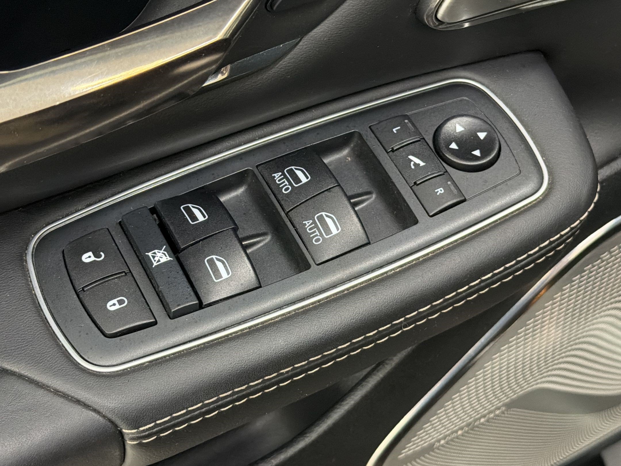 Used 2020 RAM 1500 Limited AWD/4WD image 26