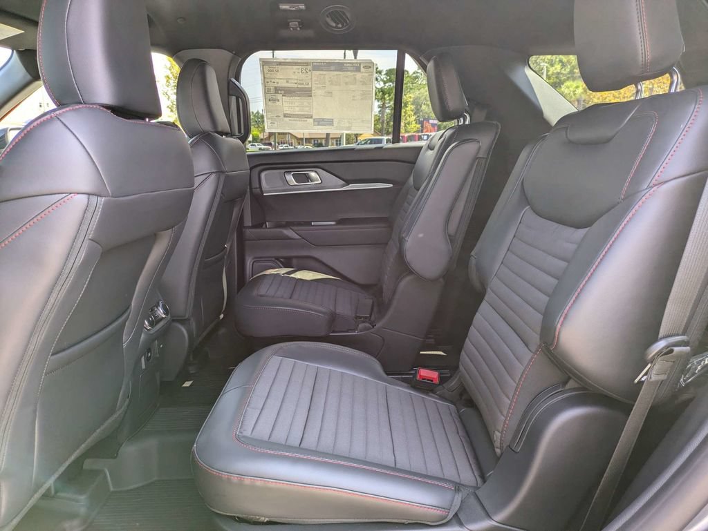 New 2027 Ford Explorer ST-Line RWD image 15