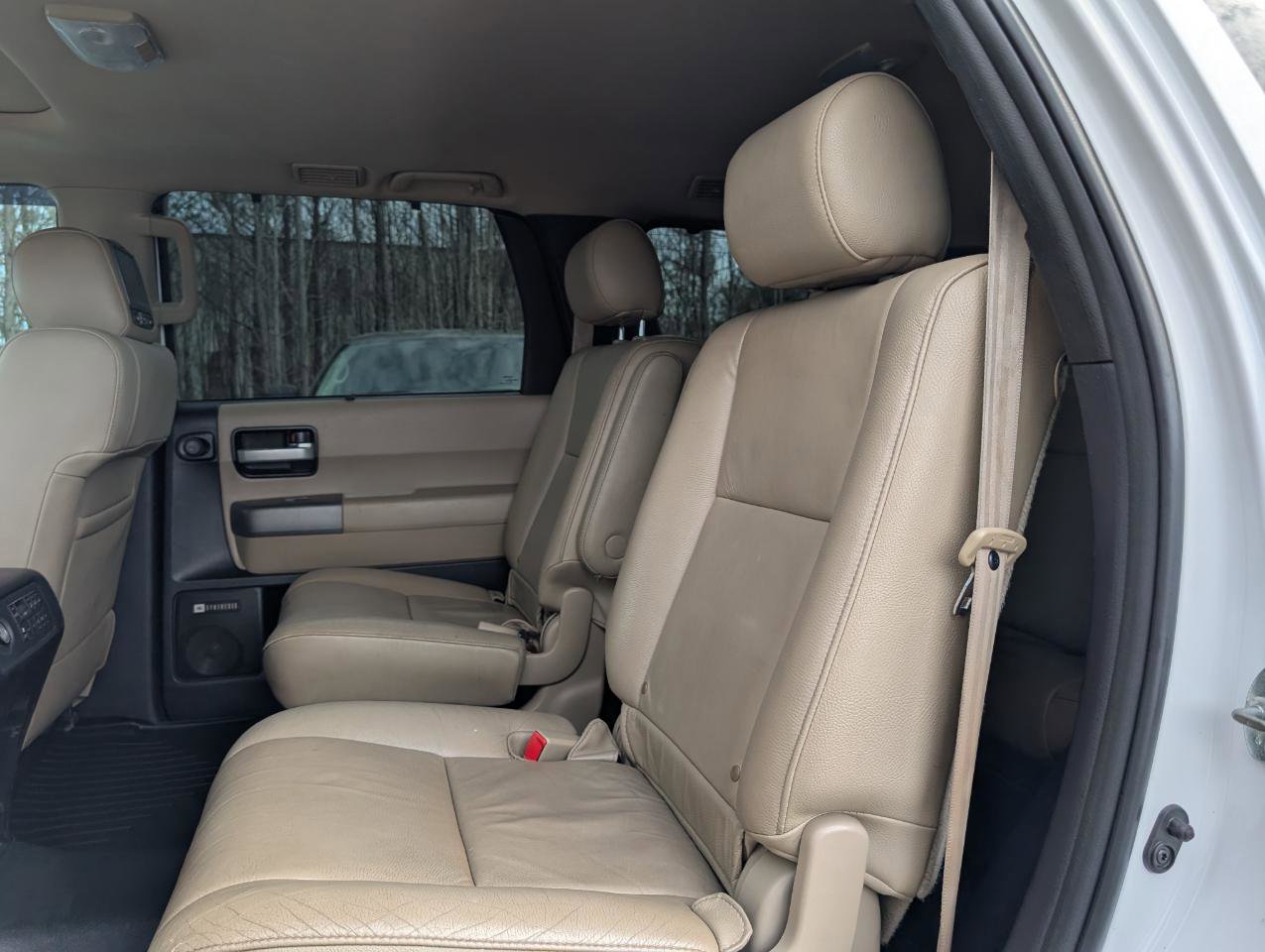 Used 2015 Toyota Sequoia Limited image 18