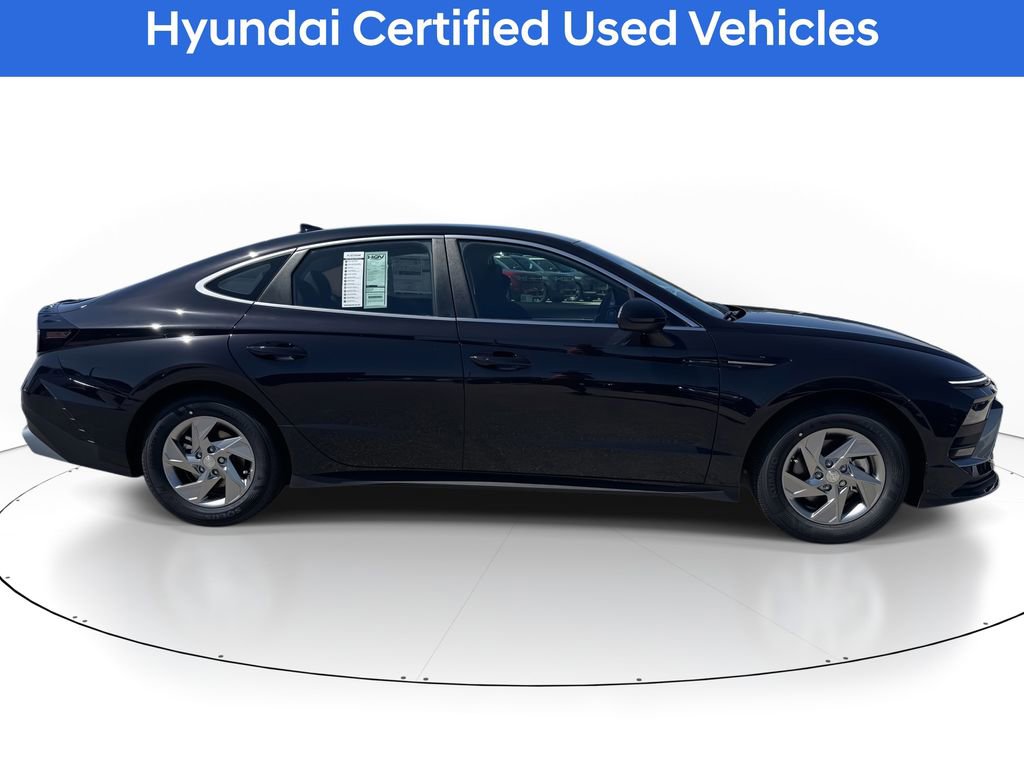 Certified 2025 Hyundai Sonata SE image 3