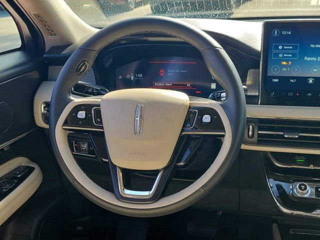Certified 2025 Lincoln Corsair FWD image 19