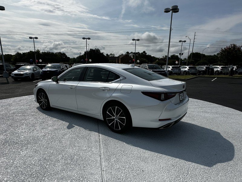 Used 2022 Lexus ES 350 w/ Premium Package FWD image 5