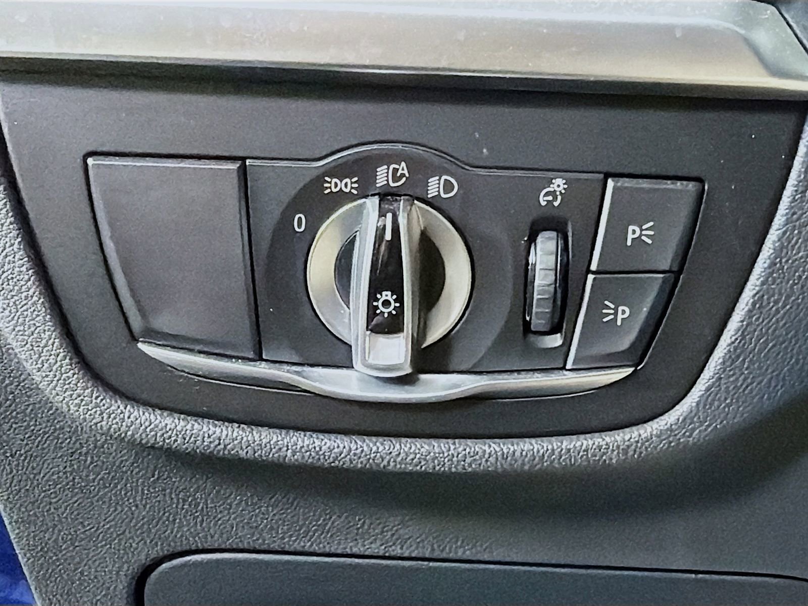 Used 2022 BMW X3 xDrive30i w/ Premium Package 2 (ZPA) image 11