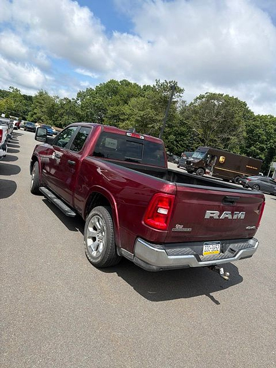 Used 2025 RAM 1500 Big Horn AWD/4WD image 10