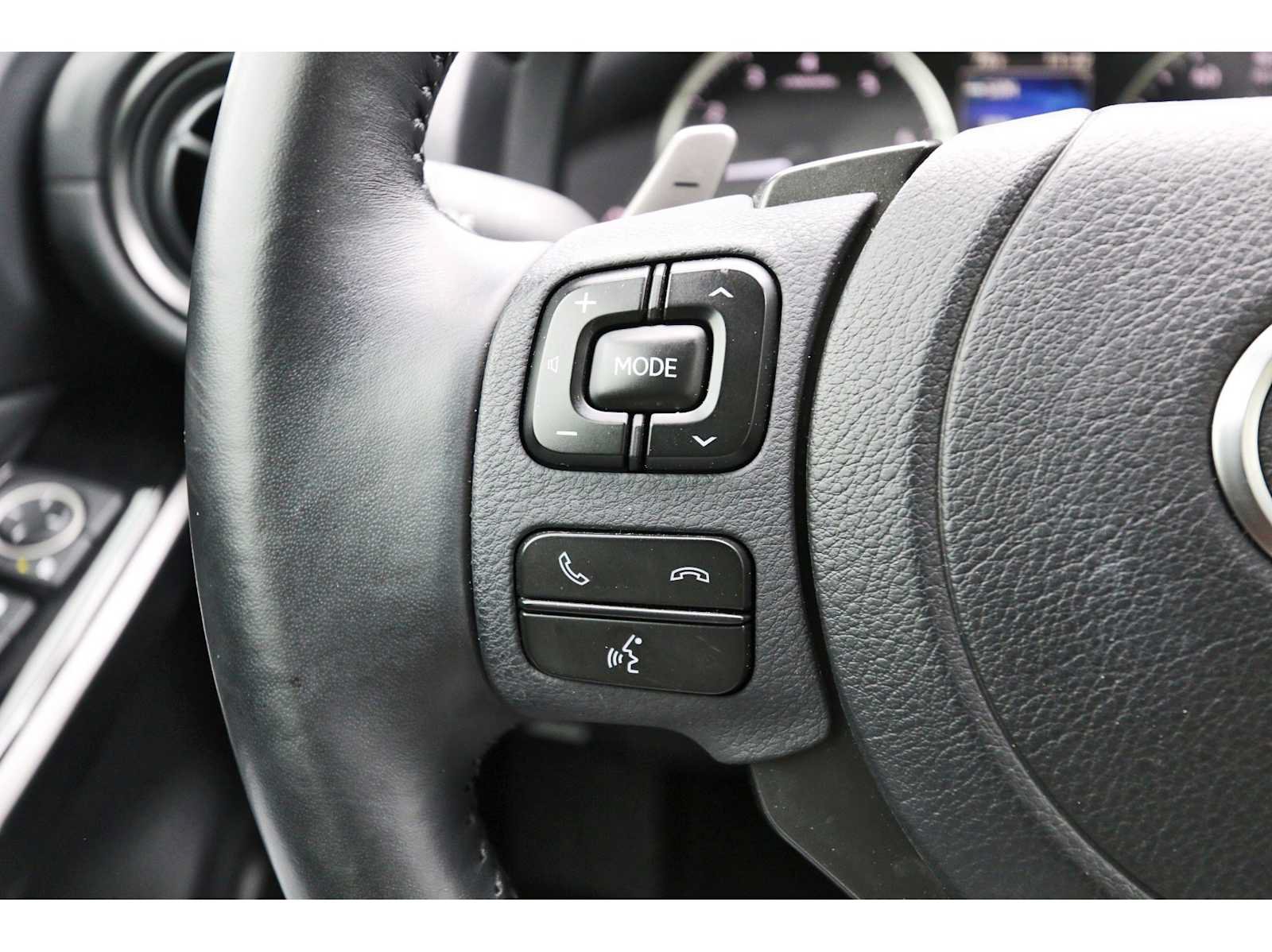 Used 2024 Lexus IS 350 F Sport RWD image 15