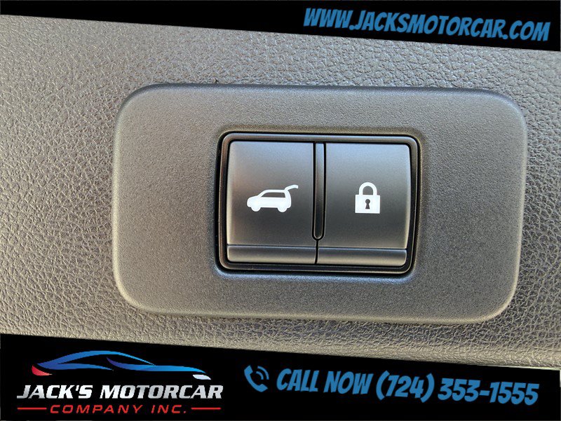 Used 2025 Nissan Murano SV AWD/4WD image 29