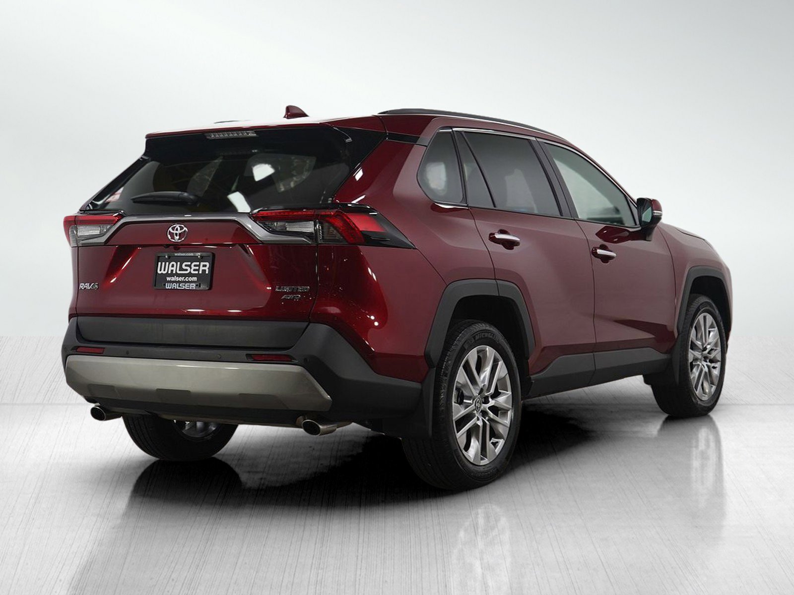 Used 2025 Toyota RAV4 Limited w/ Weather Package image 5