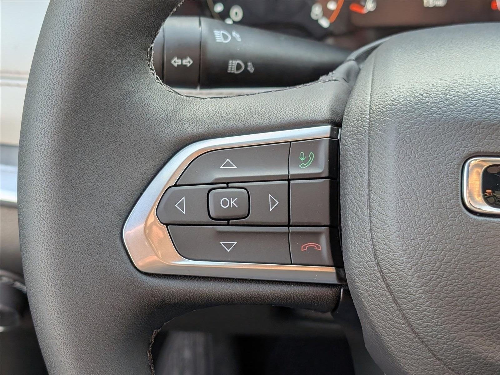 New 2026 Jeep Compass Limited AWD/4WD image 17