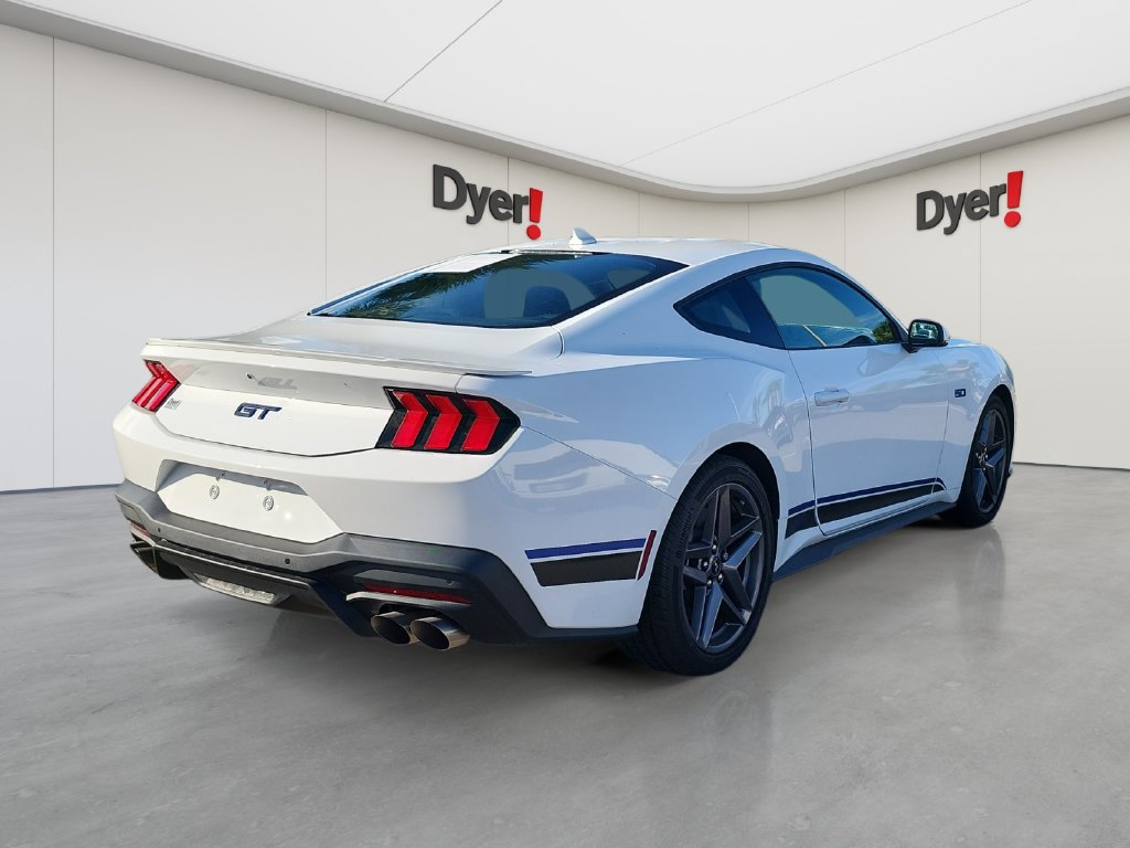 Used 2025 Ford Mustang GT Premium RWD image 5