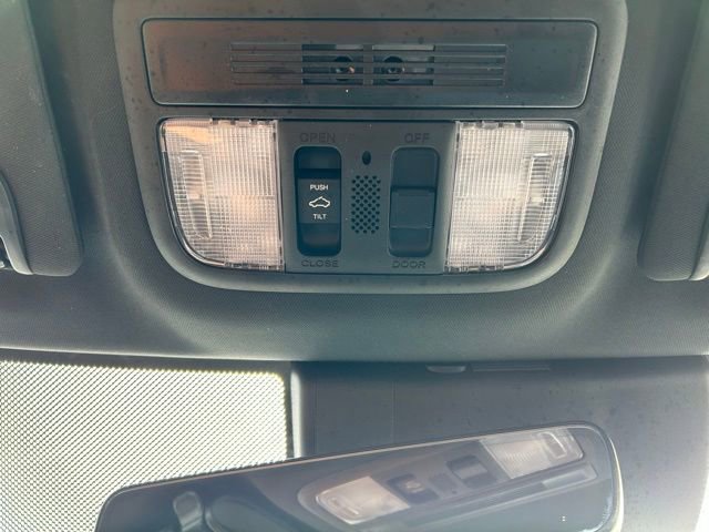 Used 2020 Honda Civic Touring image 40