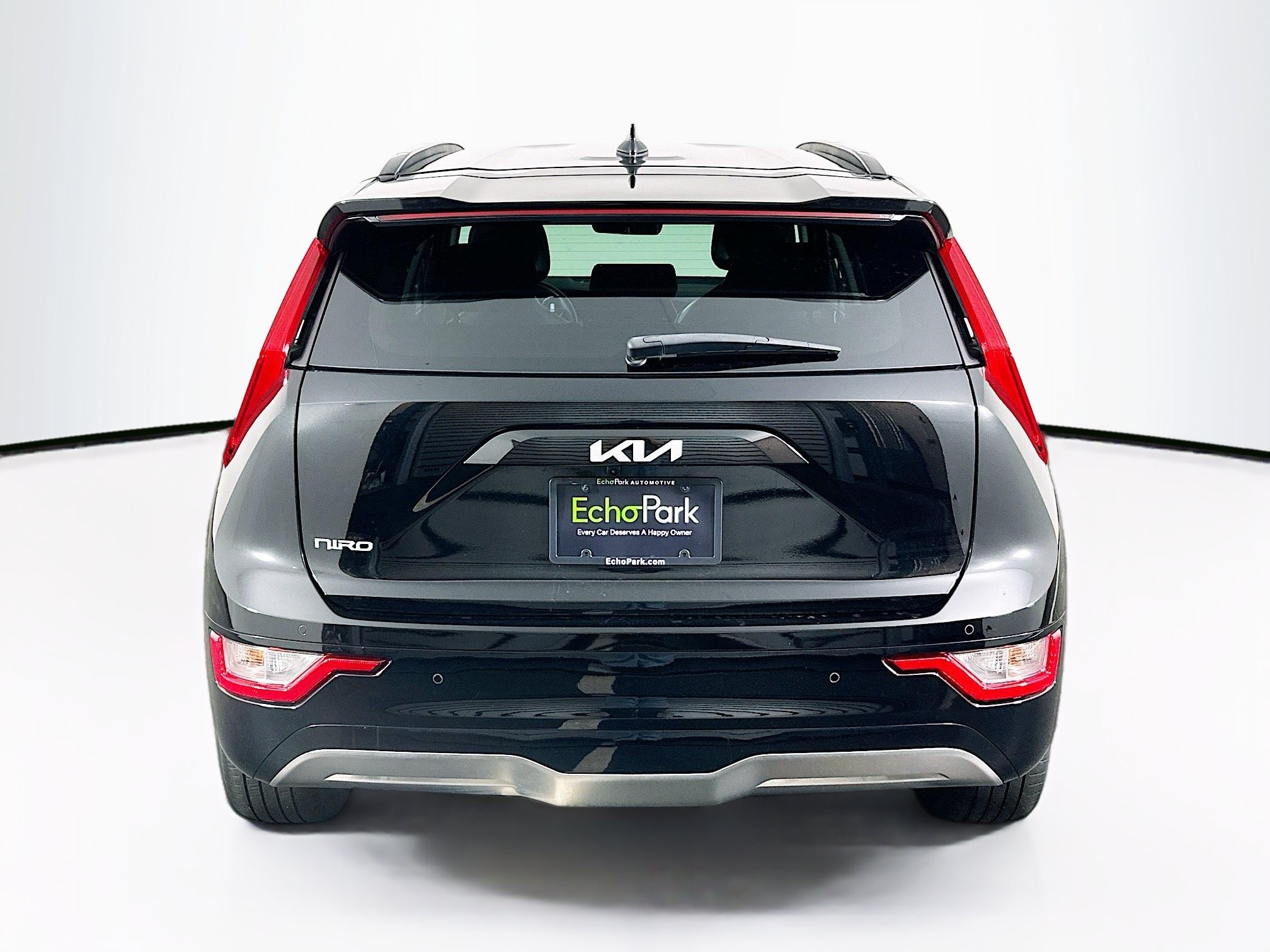 Used 2024 Kia Niro Wind w/ Wind Preserve Package FWD image 7