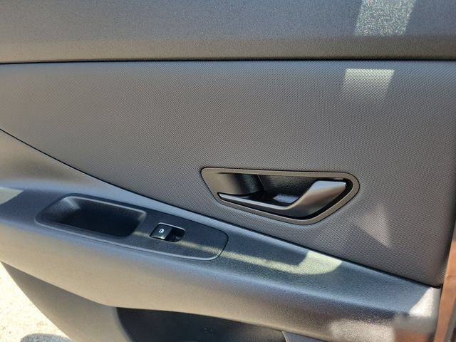 New 2026 Hyundai Elantra Sport FWD image 22