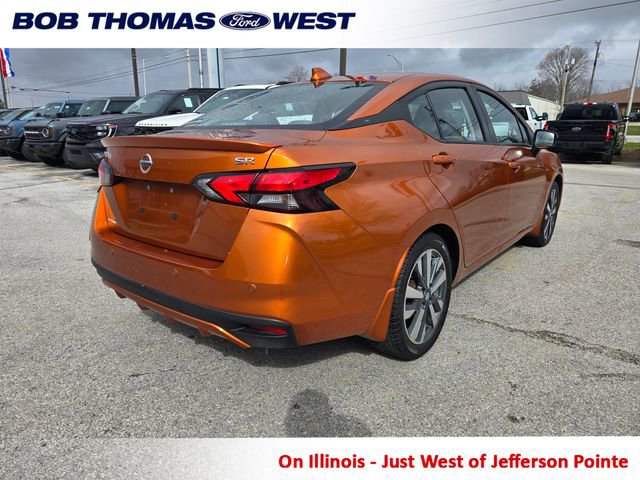 Used 2021 Nissan Versa SR w/ Convenience Package image 3