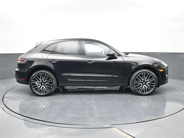New 2026 Porsche Macan image 25