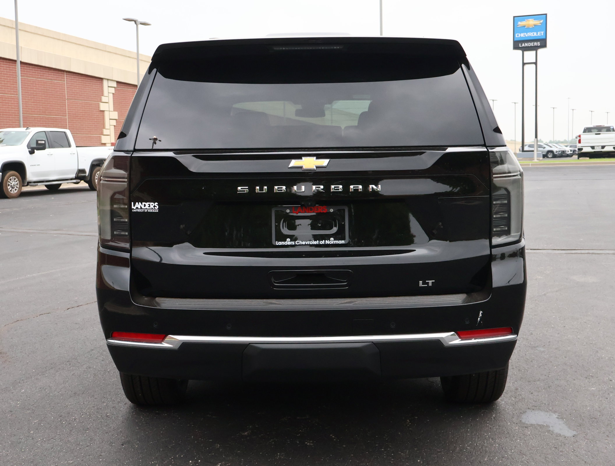New 2026 Chevrolet Suburban LT w/ Comfort Package AWD/4WD image 31