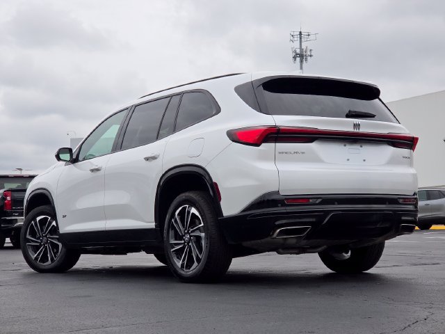 Used 2025 Buick Enclave Sport Touring w/ LPO, Floor Liner Package FWD image 16