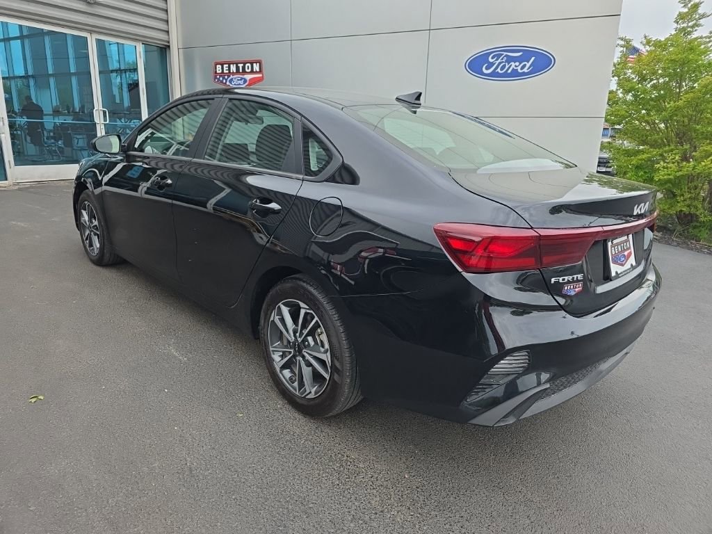 Used 2024 Kia Forte LXS image 11