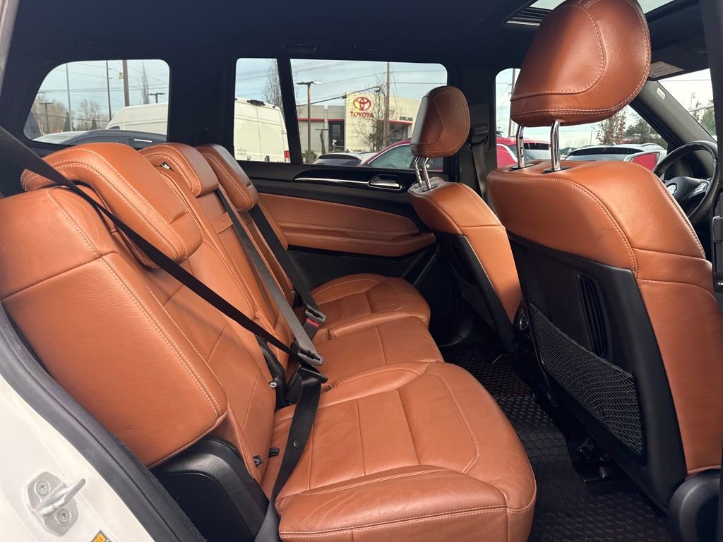 Used 2017 Mercedes-Benz GLS 450 GLS 450 image 11