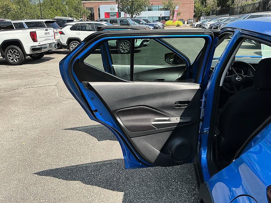 Used 2025 Nissan Kicks Play S FWD image 22