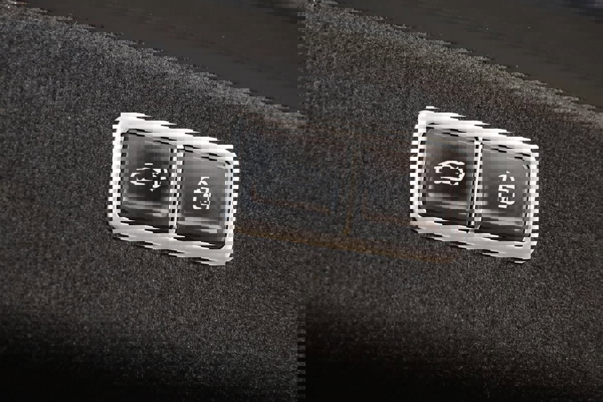 Used 2023 Genesis G80 3.5T Sport w/ Winter Weather Package image 57