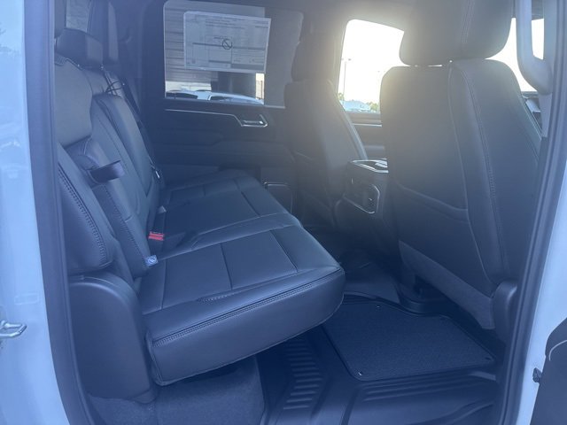 New 2025 GMC Sierra 2500 Denali w/ Denali Reserve Package image 13