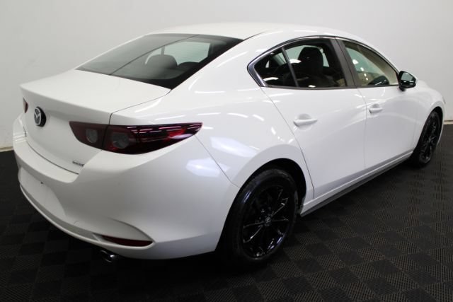 Used 2020 MAZDA MAZDA3 AWD Sedan w/ Select Package image 5