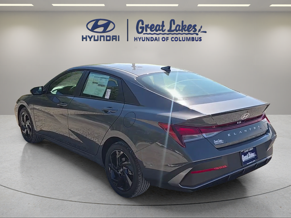 New 2026 Hyundai Elantra Sport FWD image 3