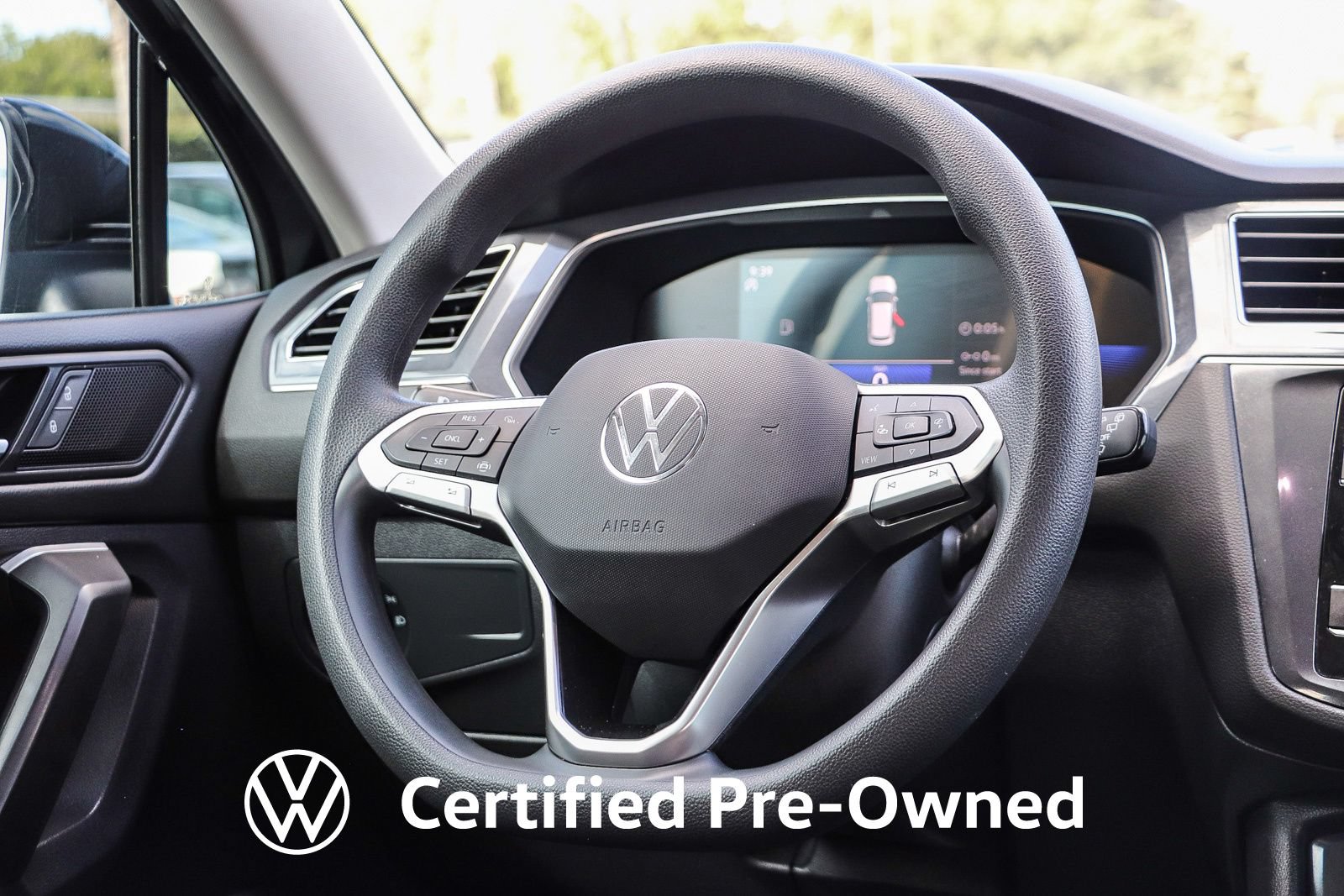 Used 2023 Volkswagen Tiguan S FWD image 17