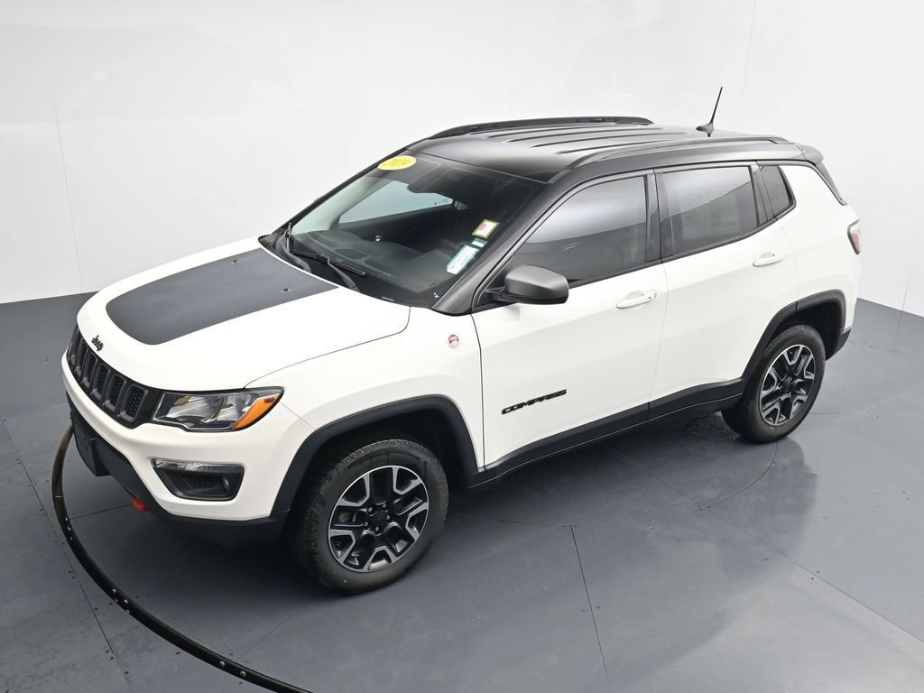 Used 2019 Jeep Compass Trailhawk w/ Popular Equipment Group AWD/4WD image 23