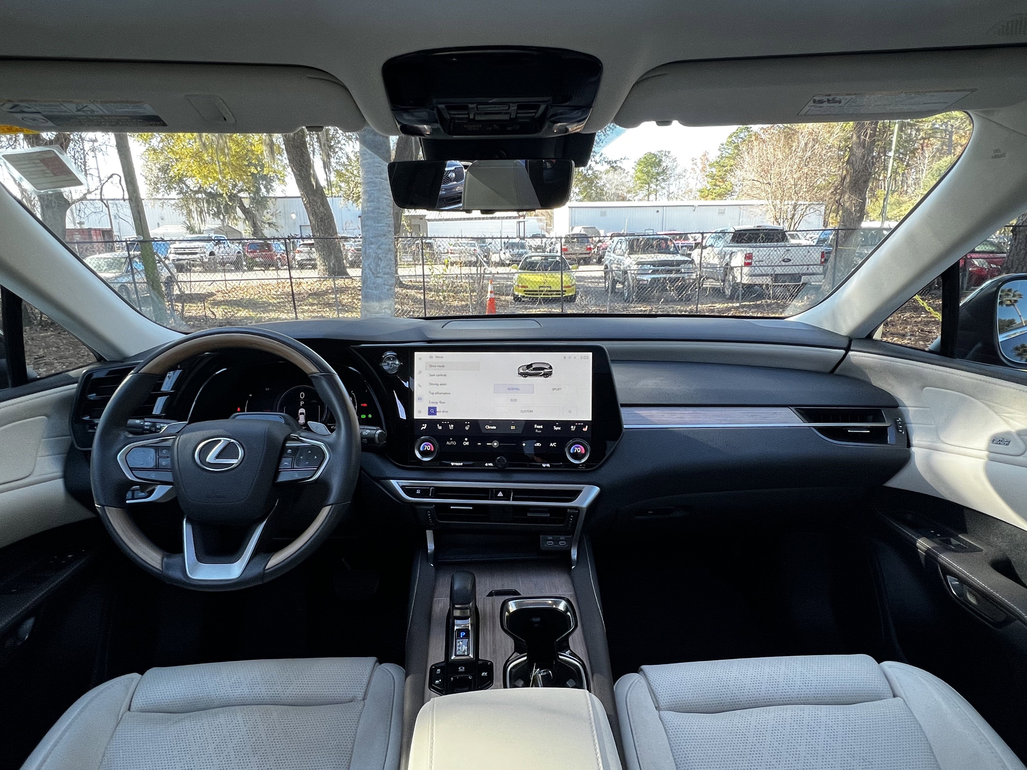 Used 2024 Lexus RX 350 image 35