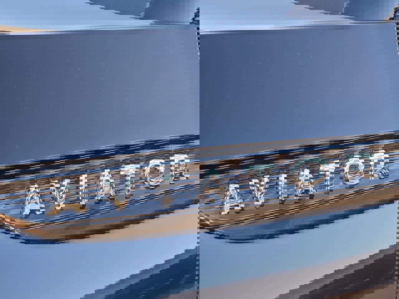 Used 2024 Lincoln Aviator Reserve w/ Equipment Group 201A RWD image 11