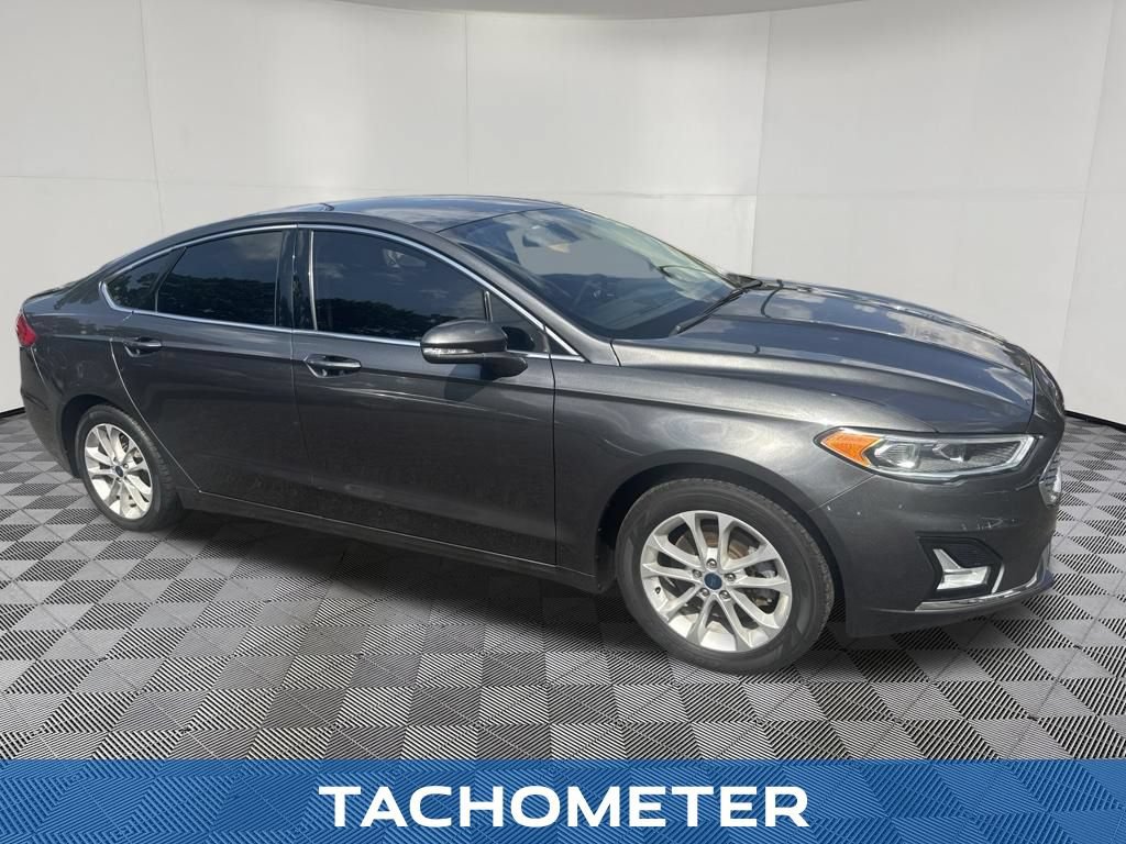 Used 2019 Ford Fusion Energi Titanium FWD image 8
