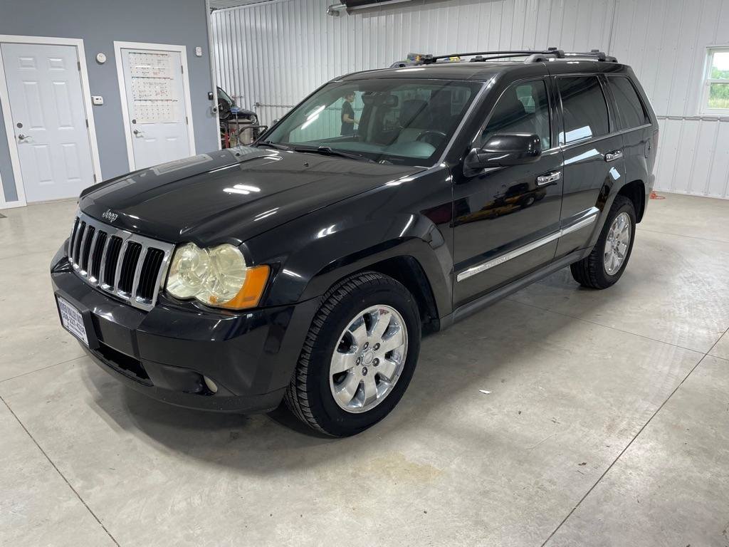 Used 2010 Jeep Grand Cherokee Limited w/ Trailer Tow Group IV AWD/4WD image 3