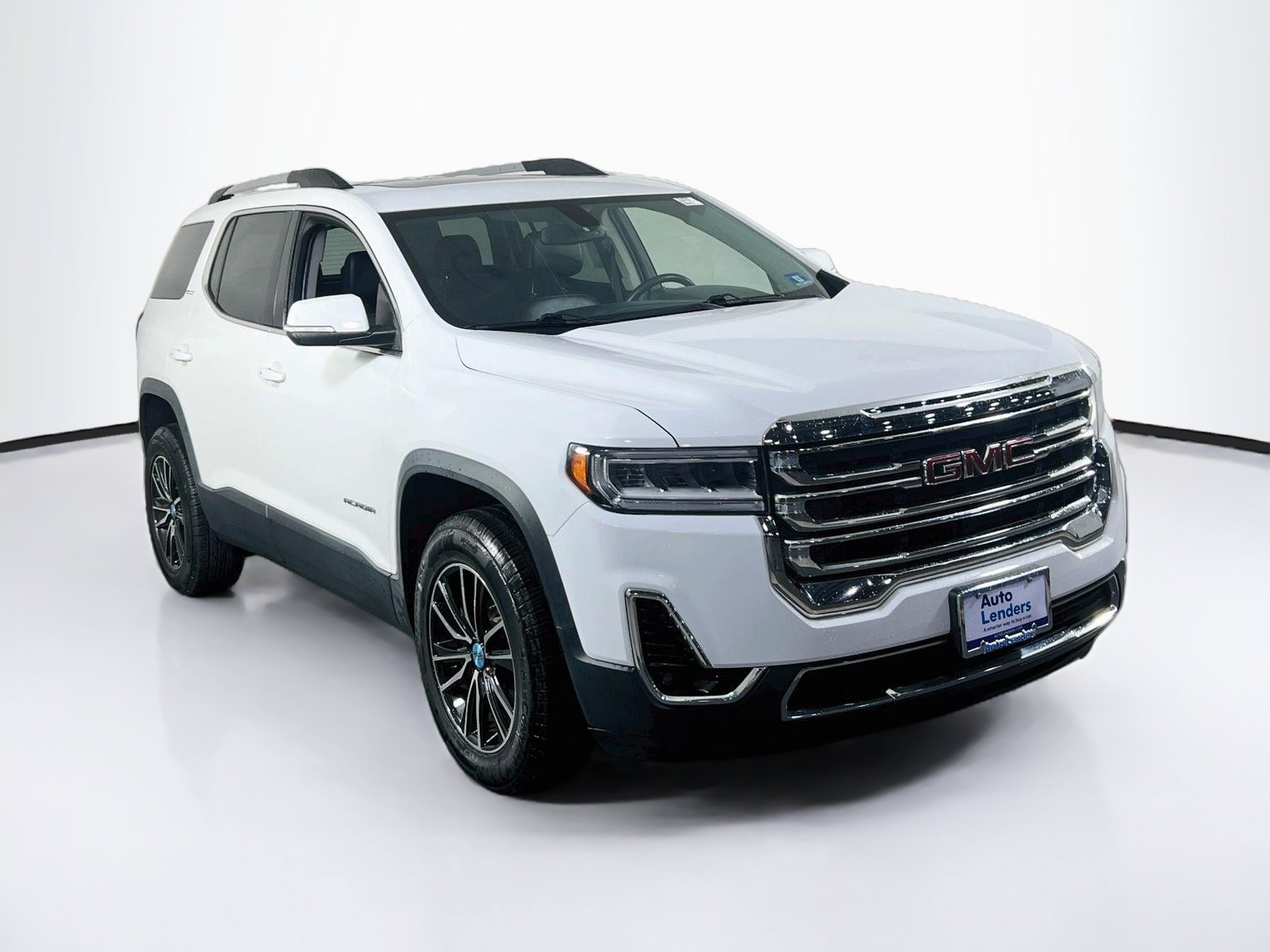 Used 2020 GMC Acadia SLT AWD/4WD image 3