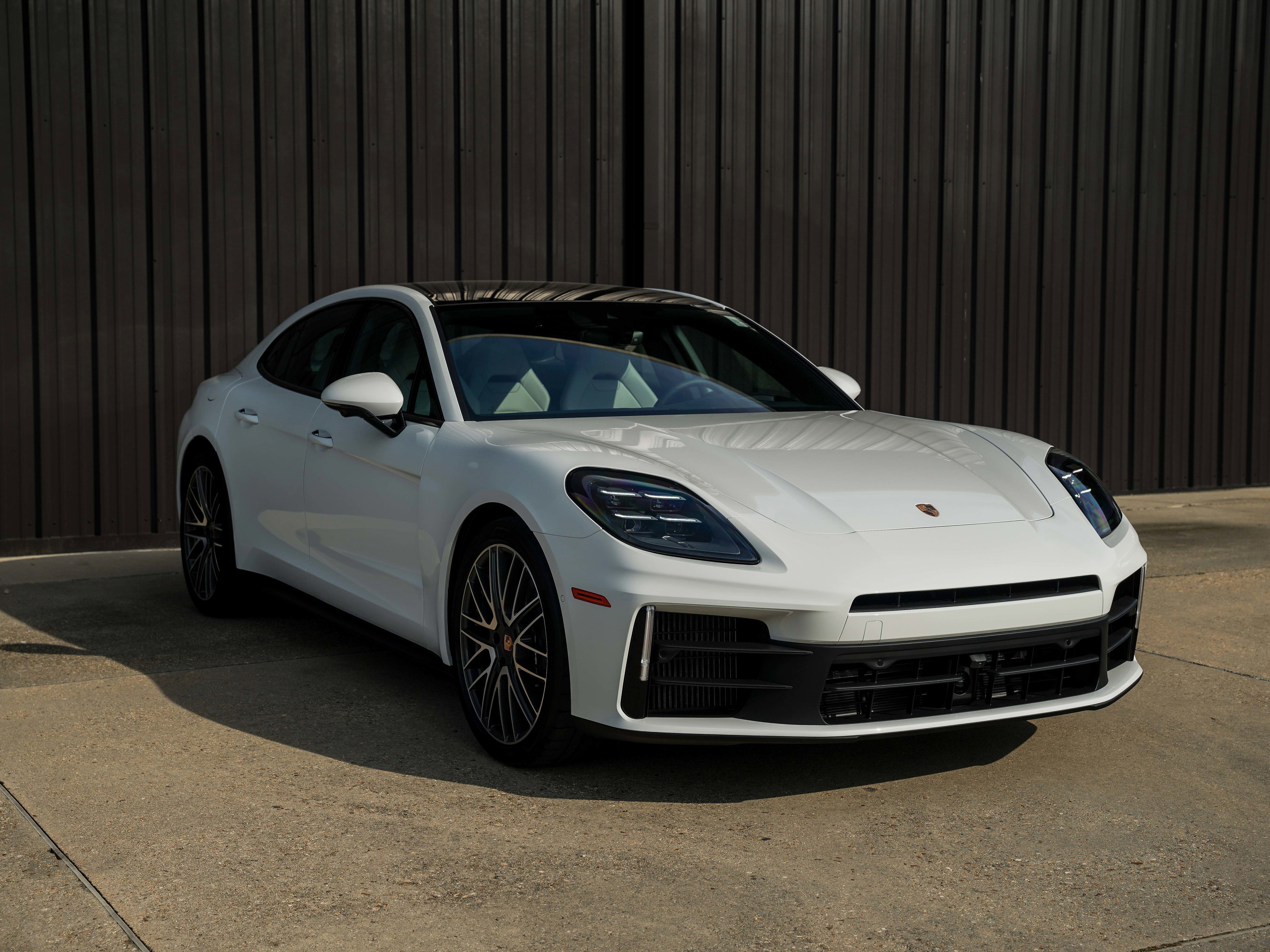 New 2026 Porsche Panamera image 7