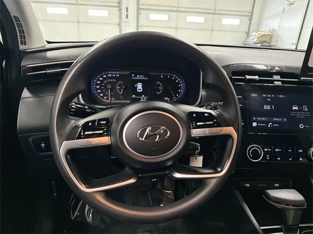 Used 2022 Hyundai Tucson SE image 27