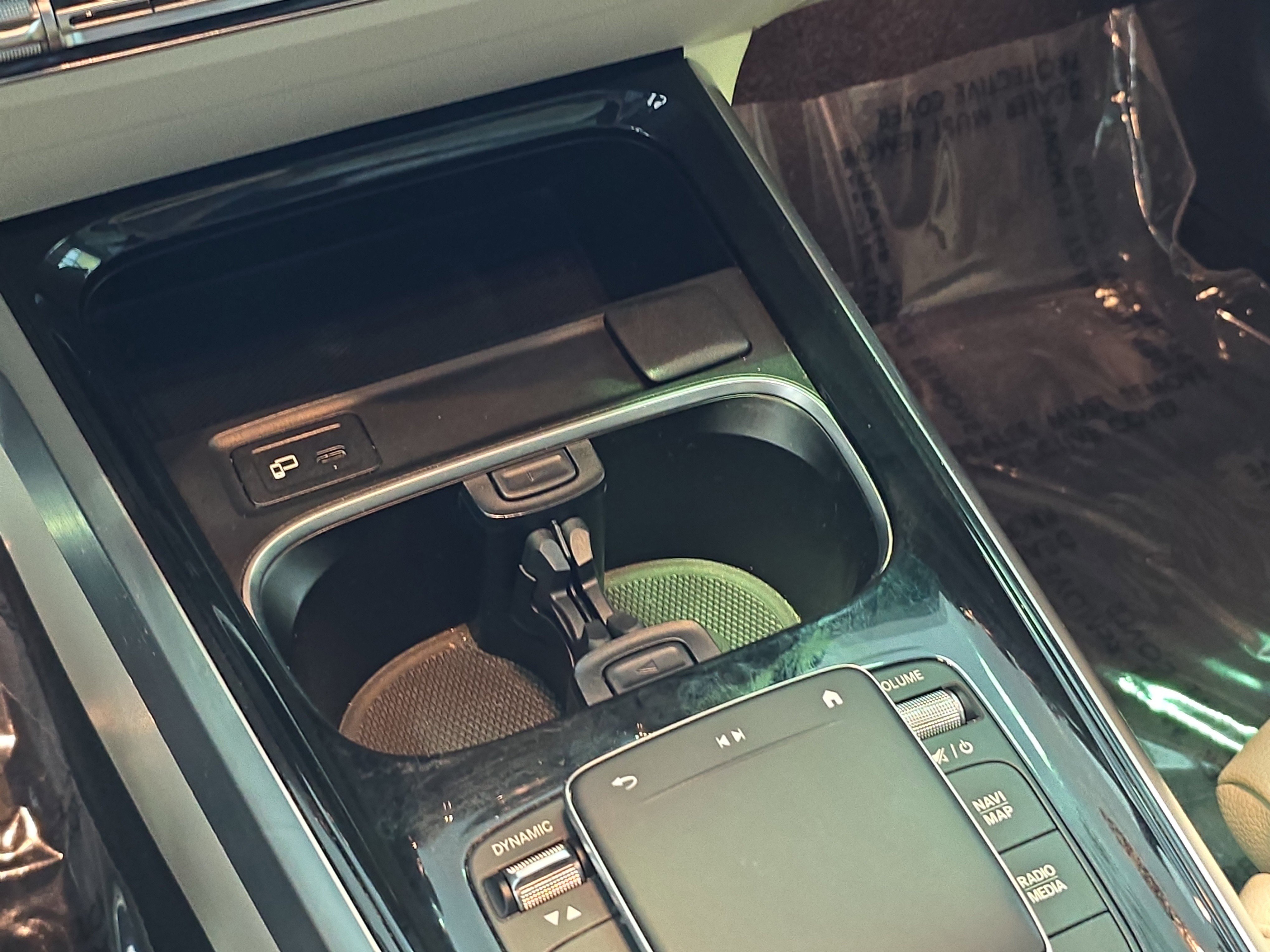 Used 2021 Mercedes-Benz GLB 250 4MATIC image 24