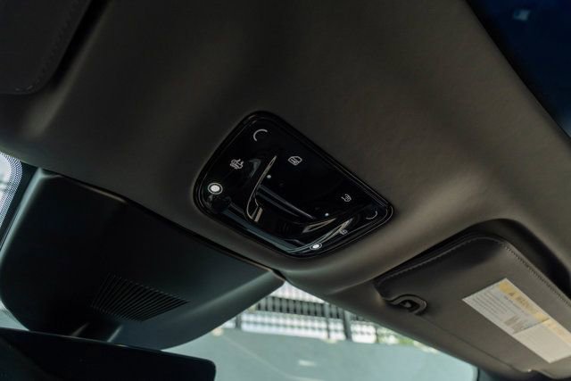 Used 2023 Ferrari Purosangue image 43