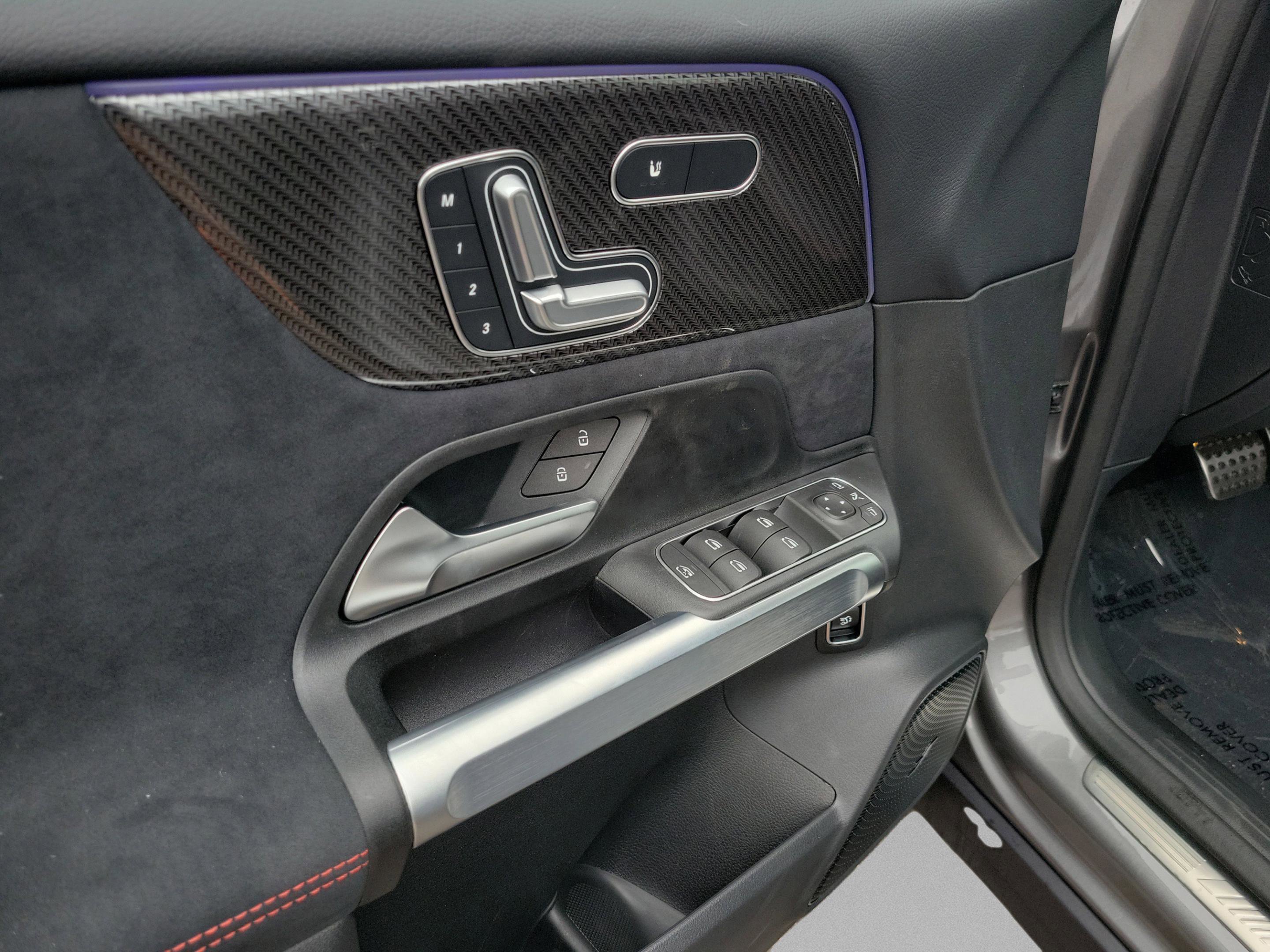 New 2026 Mercedes-Benz GLB 35 AMG 4MATIC image 15