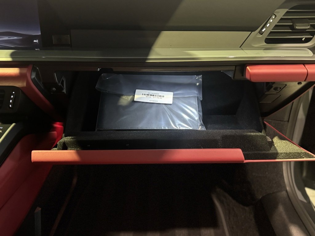 New 2026 Porsche 911 Carrera 4S image 38