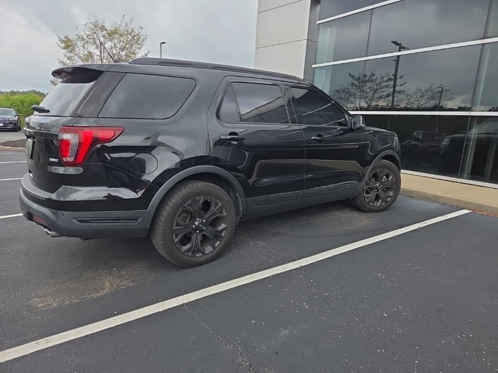 Used 2019 Ford Explorer Sport w/ Equipment Group 401A AWD/4WD image 5